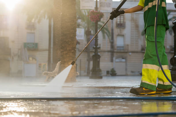 Playground Equipment Cleaning in Fort Dick, CA